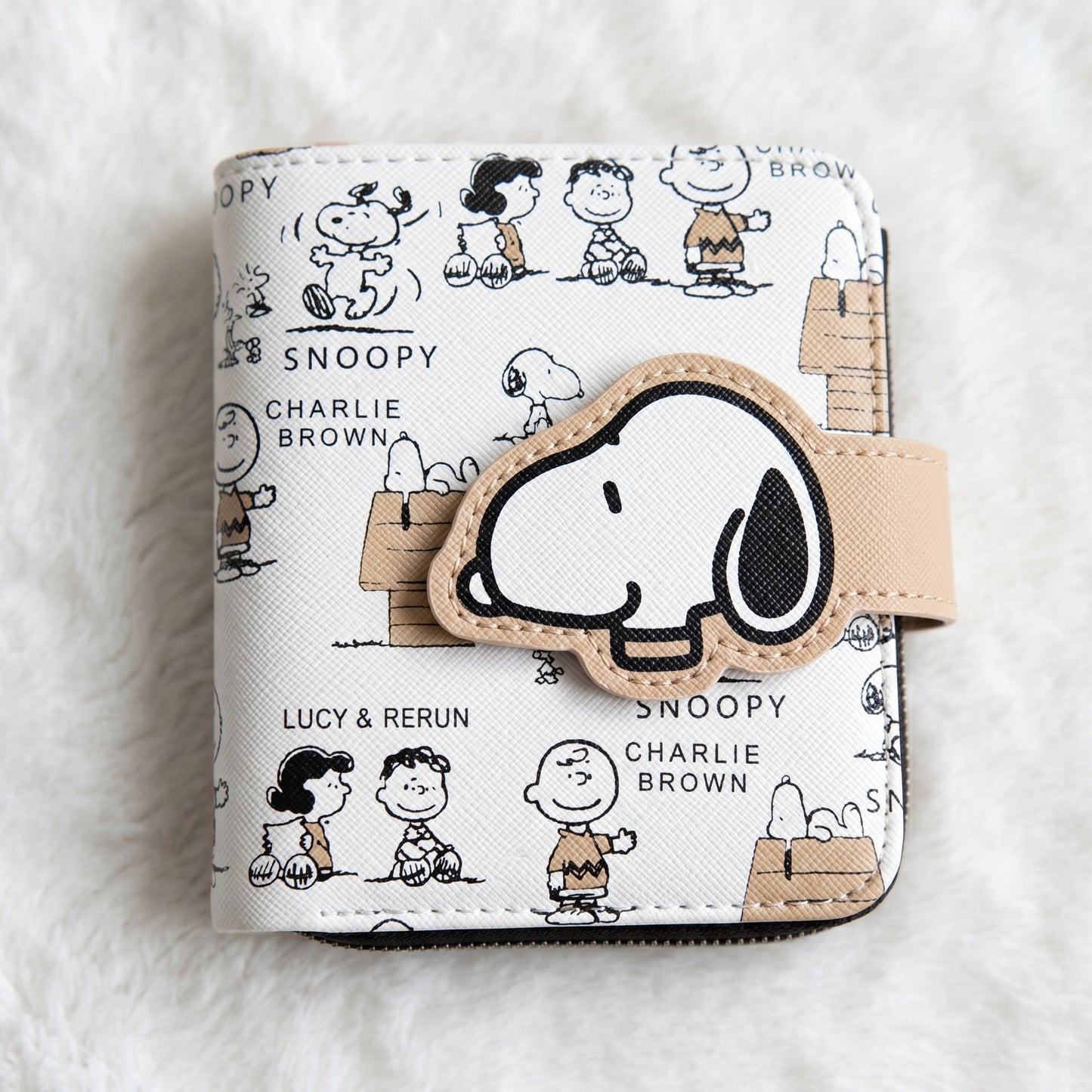 IsabelMakesSnoopy™-DoggyWallet